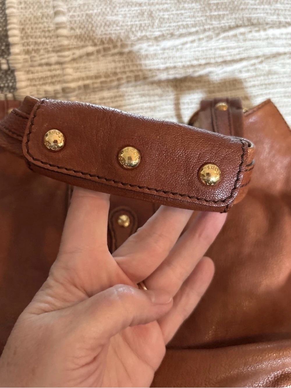 Tod's PEGGY Hobo Brown Grained look Leather Satchel with Gold Hardware - Picture 8 of 17
